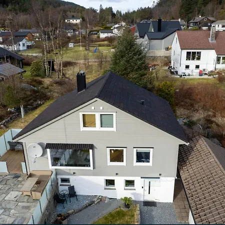 Appartement Ks Modern & Cozy Flat 20 Min From Centre Bergen